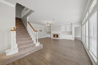 Building Photo - 15122 Greenleaf Ln