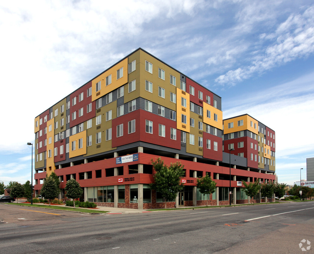 Primary Photo - Lincoln Terrace Apartments