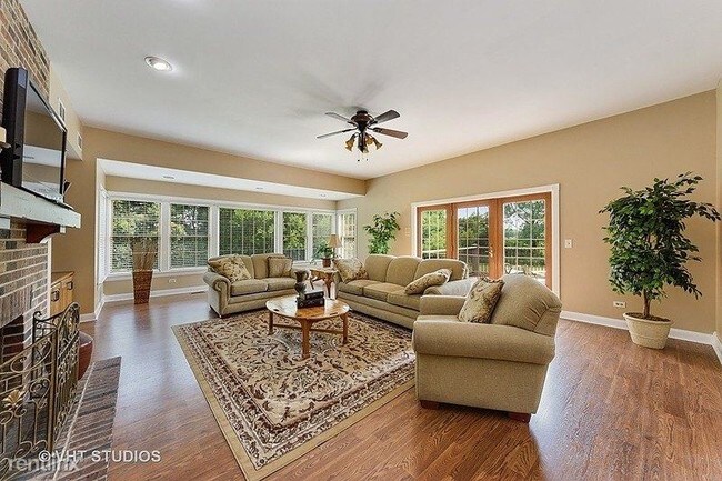 Building Photo - 5 br, 5.5 bath House - 11 Creekside Lane