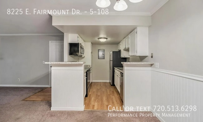 Foto del edificio - 8225 E Fairmount Dr