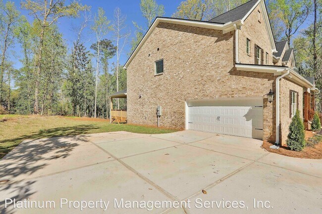 Building Photo - 5 br, 3 bath House - 10 Singletree Ln