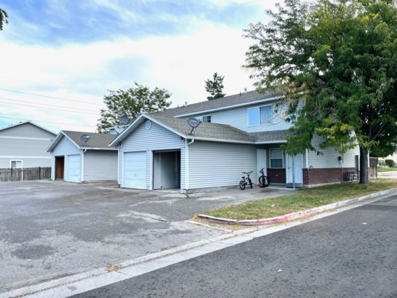 Primary Photo - 1765 N 200 E