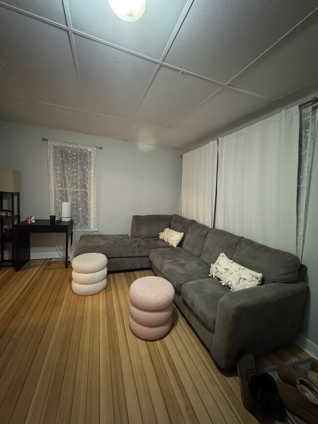 Foto del edificio - 200 E 9th St