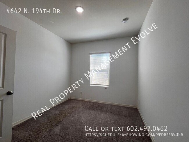 Building Photo - COME TOUR TODAY!