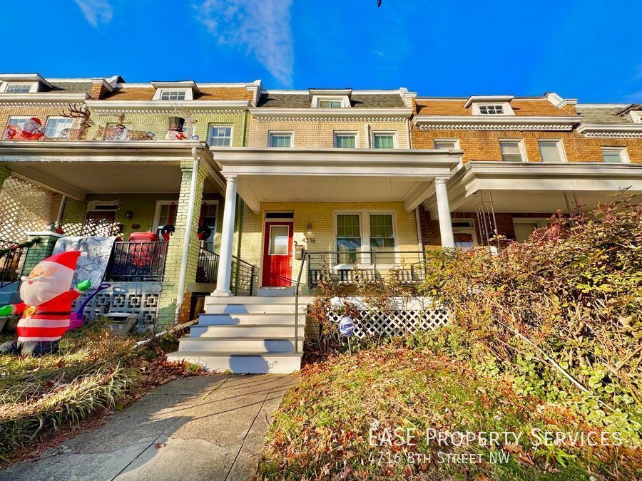 Primary Photo - 4716 8th St NW