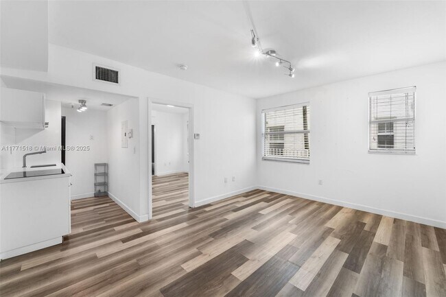 Foto del edificio - 1550 Drexel Ave