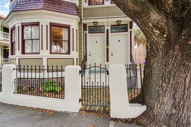 Building Photo - 226 Rutledge Ave