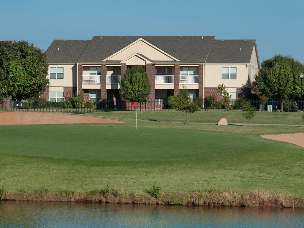 The Fairways at Moore Apartments in Moore, OK