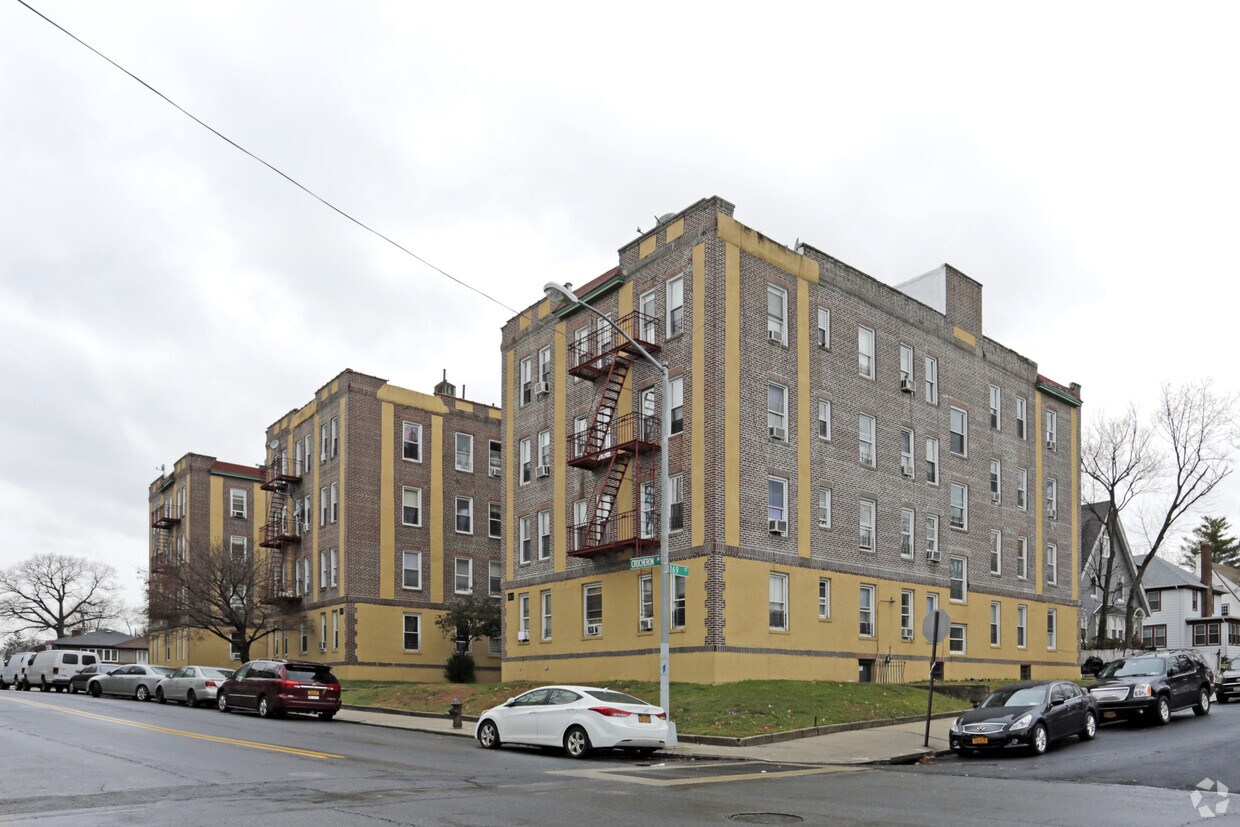 Primary Photo - 168-09-17 Crocheron Ave