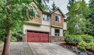 Building Photo - 16 Plum Ln