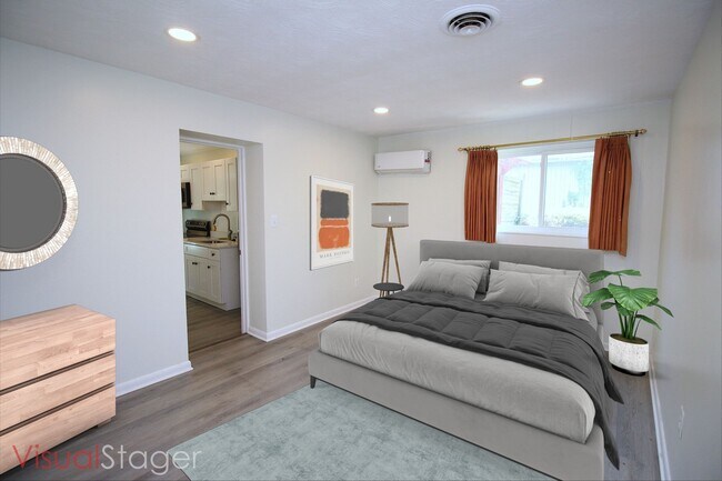 Foto del edificio - 11703 Caplinger Rd