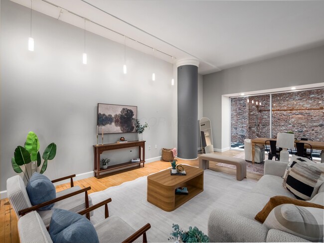 Foto del edificio - 106 N High St