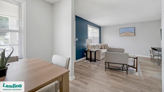 Building Photo - 231 New Shackle Island Rd