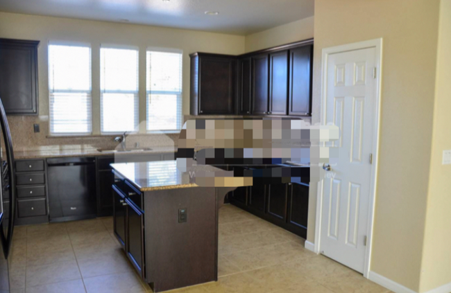 Foto del edificio - 3049 Moss Landing Terrace