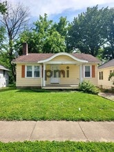 Building Photo - 1609 E Johns Ave