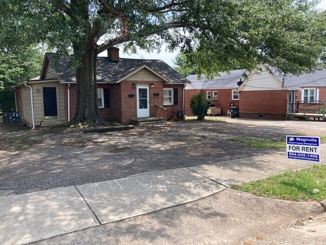 Photo - 125 Mallard St House