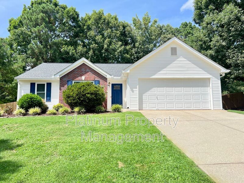 Primary Photo - 1417 Elliotts Ln