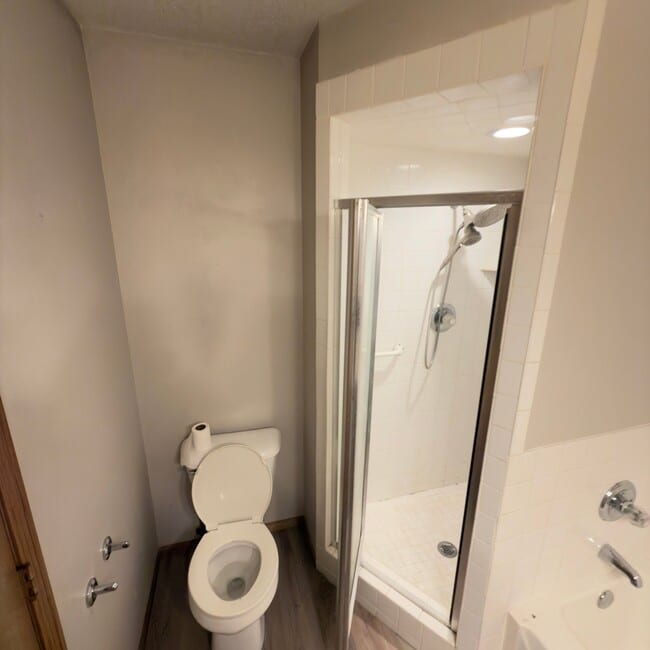 Building Photo - 703 11th Avenue B Ct