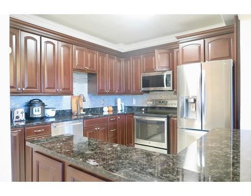 Primary Photo - 100 Cove Way