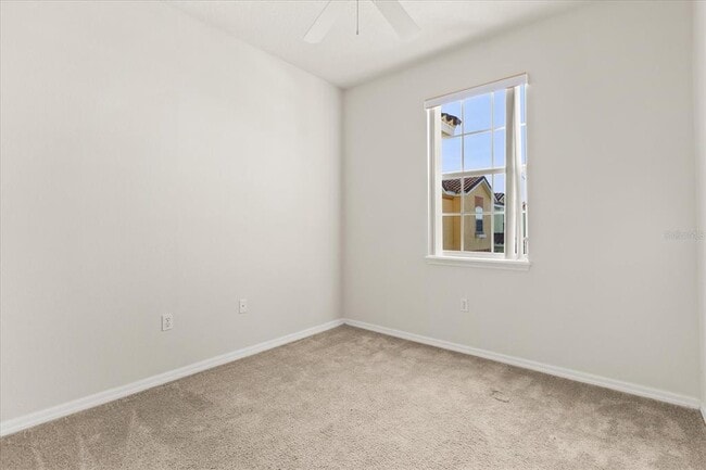 Foto del edificio - 214 Monroe Cir