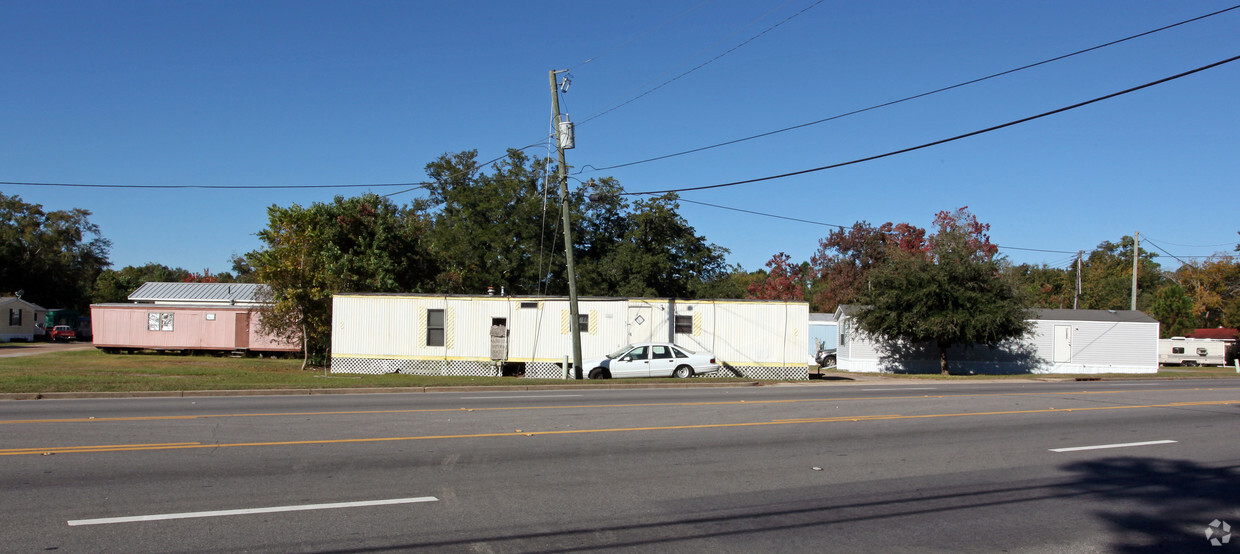 Foto del edificio - 5503 Telephone Rd