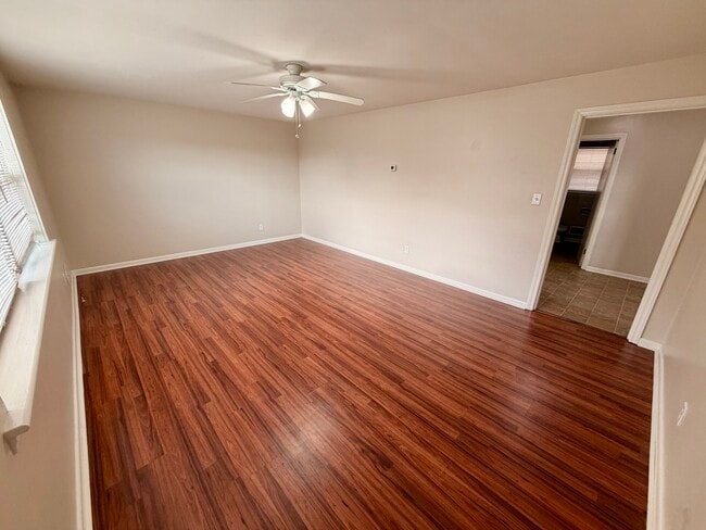 Foto del edificio - 2324 5th Ave SW