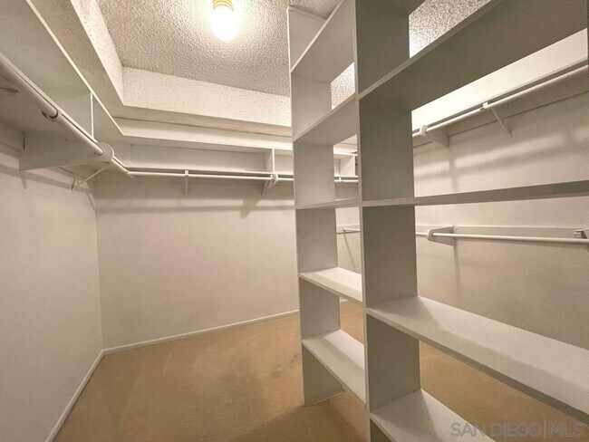 Foto del edificio - 2807 Via Posada