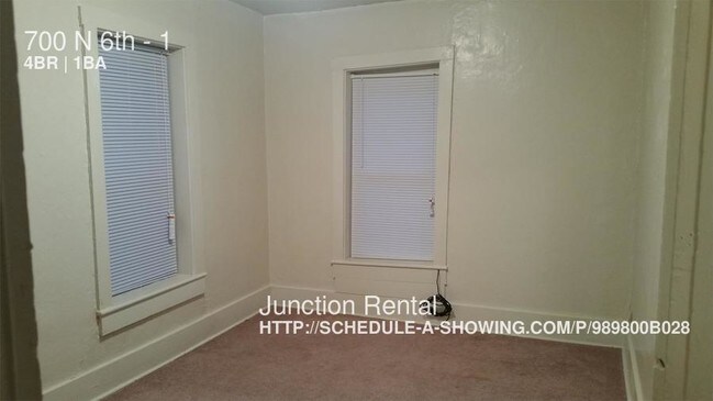 Building Photo - 4 bedroom in Red Oak IA 51566