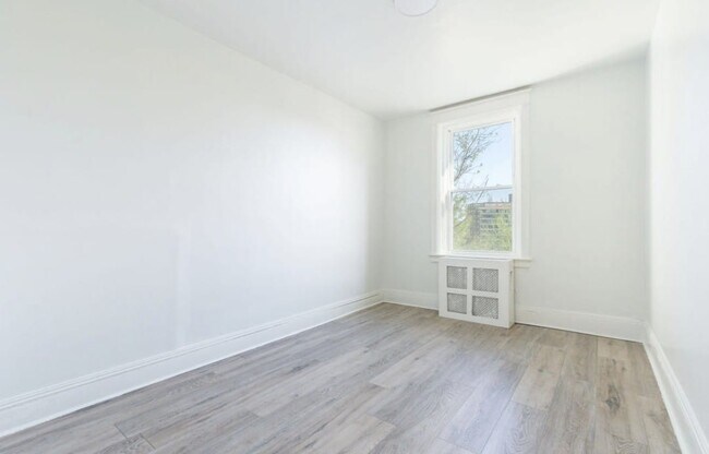 Foto del edificio - 2215 N 51st St