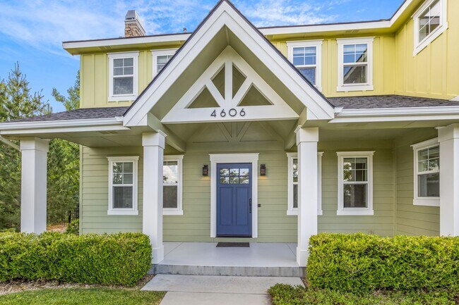 Building Photo - MODERN HIGHLANDS HACKBERRY FARMHOUSE ON PR...