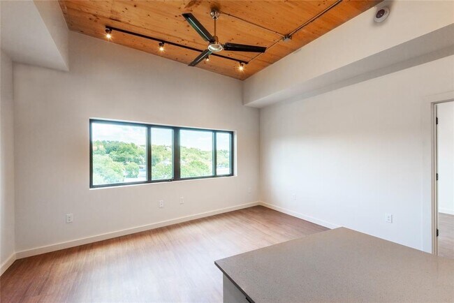 Foto del edificio - 3515 Webberville Rd