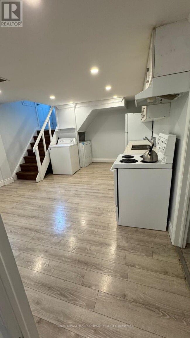 Photo du bâtiment - 199 Acton Ave