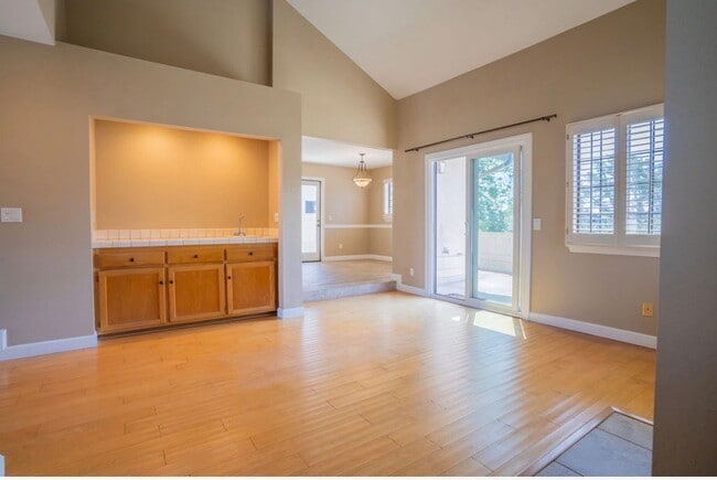 Building Photo - 846 Tempus Cir