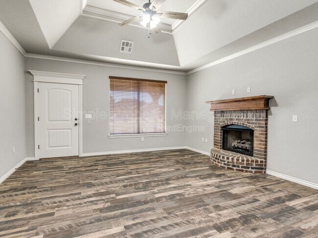 Photo - 20575 Pioneer Dr House