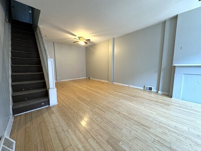 Foto del edificio - Stunning 2-Bedroom Townhome in Point Breez...