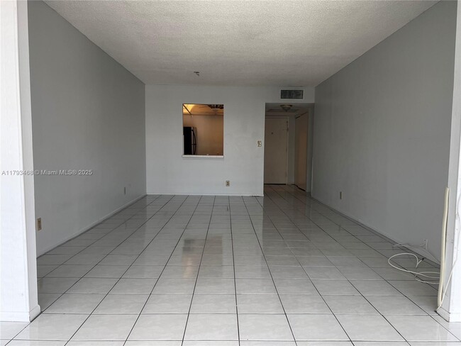Foto del edificio - 851 Three Islands Boulevard