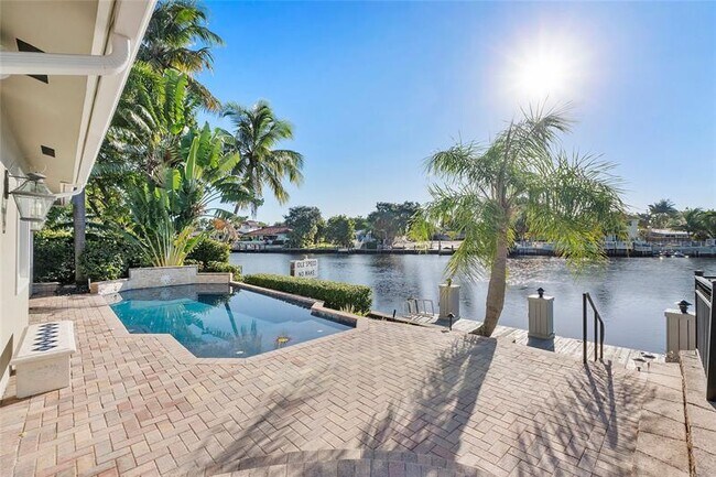 Foto del edificio - 2316 NE 20th St