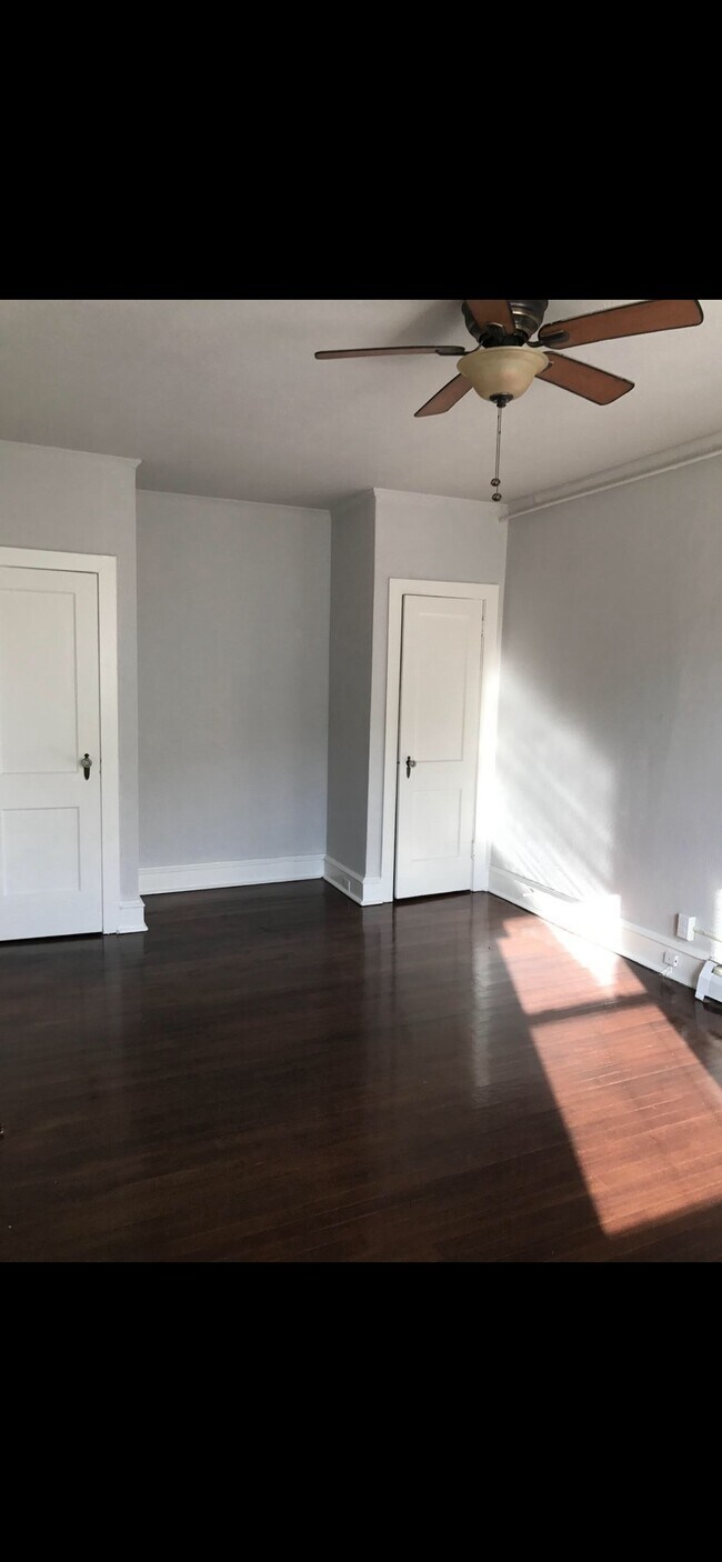 Larger Bedroom - 1814 N 52nd St