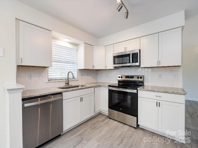 Building Photo - 1635 Katherine Kiker Rd