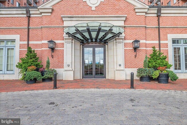 Foto del edificio - 11710 Old Georgetown Rd