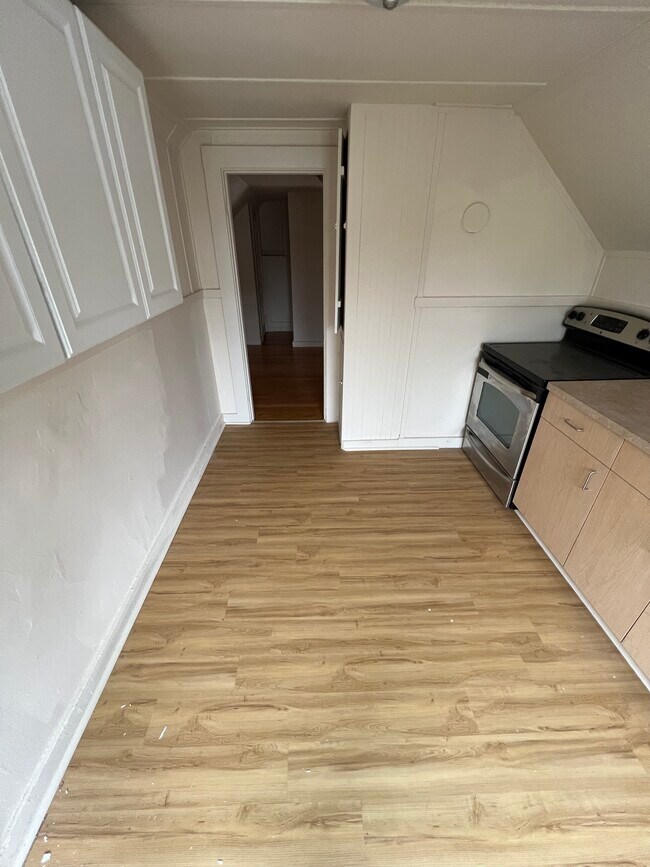 Foto del edificio - 75 1/2 Kinsley St