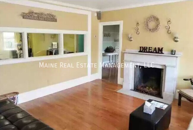 Building Photo - 109 State St