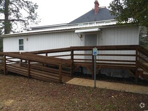 Building Photo - 1415 Winyah St