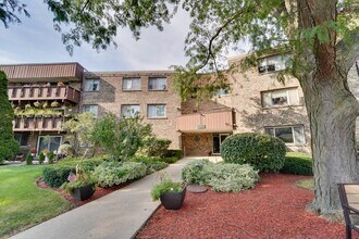 Building Photo - 2650 Brookwood Way Dr