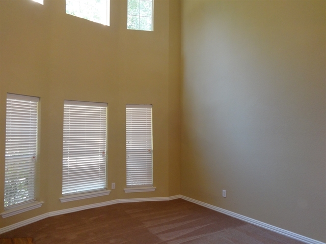 Building Photo - 717 Oteca Drive