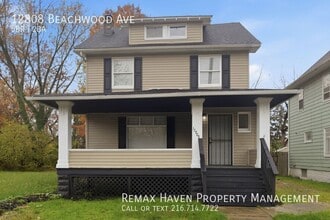 Building Photo - 12808 Beachwood Ave