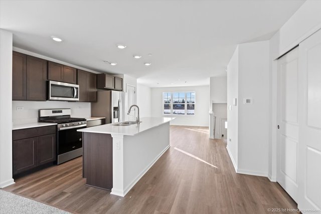 Foto del edificio - 17307 Roscommon Rd