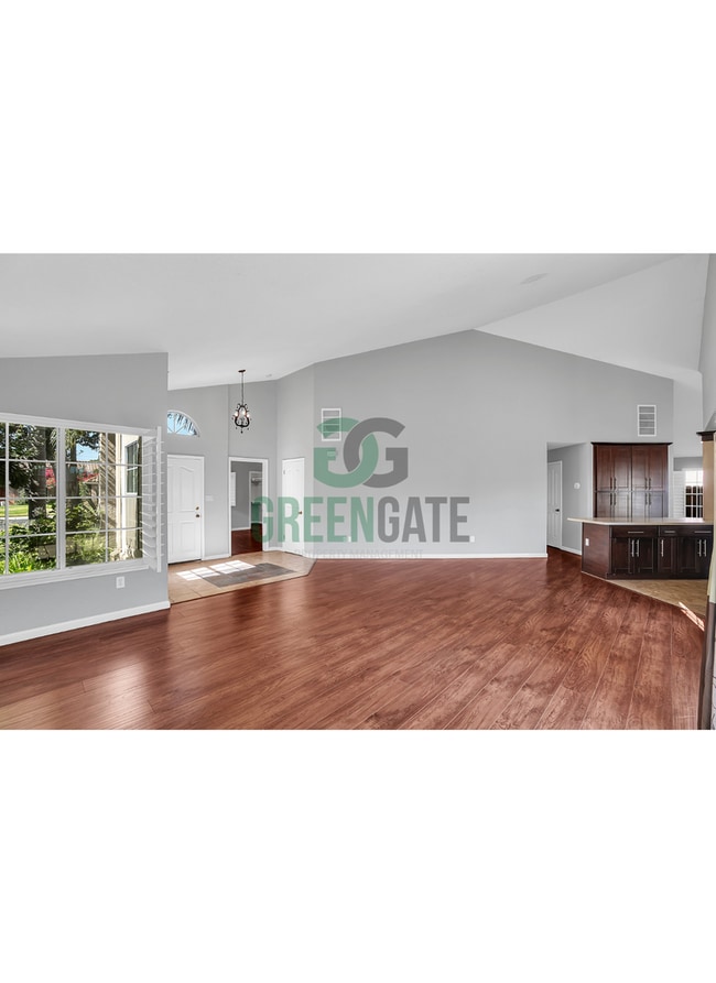 Building Photo - Lovely 3 Bedroom Home in Modesto MUST SEE!