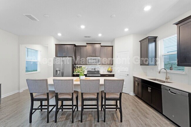 Building Photo - 12128 Illustration Dr