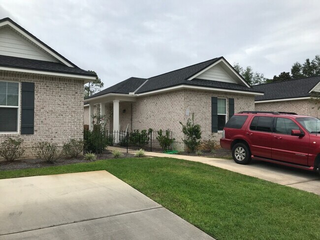 Foto del edificio - 311 Bailey Dr